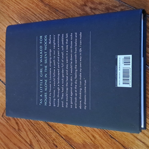 Britney Spears The Woman in Me book - Picture 2 of 7